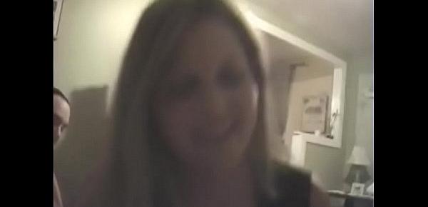  A man shared his sexwife with a friend in homemade video